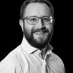 Simon Darby